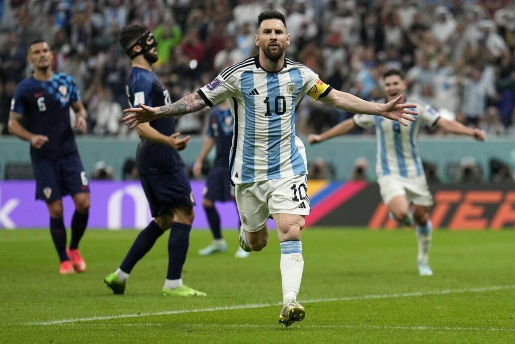 Messi in Argentina vs Croatia semi final match - FIFA World Cup 2022